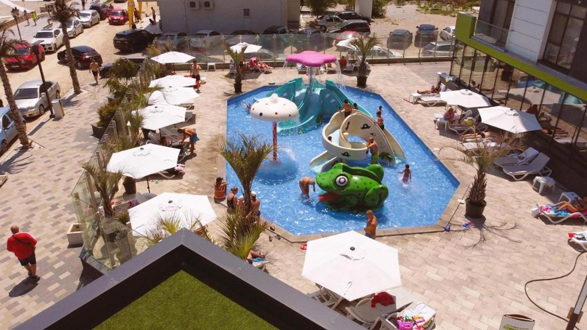 Baby Sea View And Pools Apartment- Mamaia Beach Resort Năvodari Exterior foto
